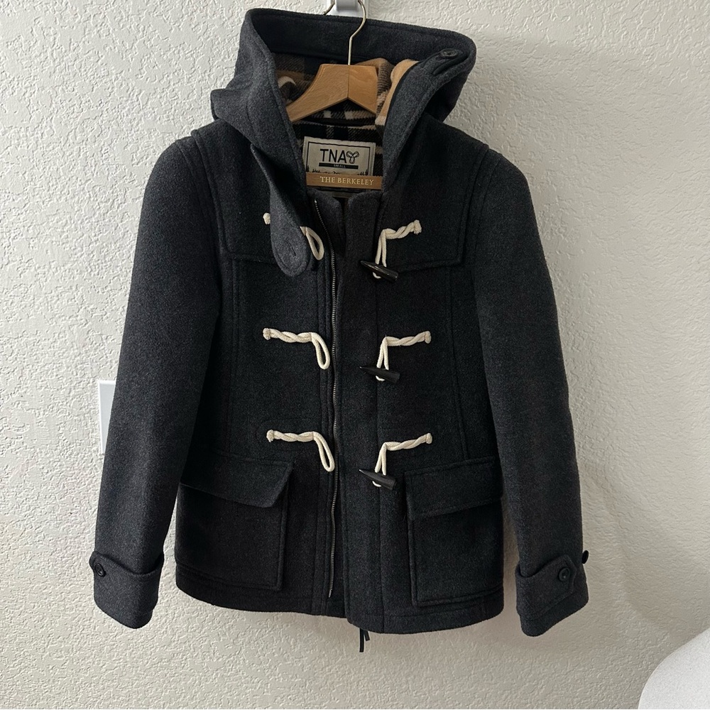 Aritzia TNA The Berkeley duffle coat